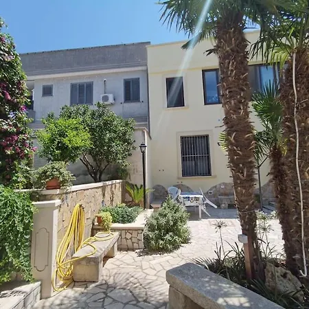 Volte, Vicino Otranto * Giurdignano